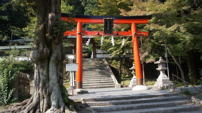 月読神社