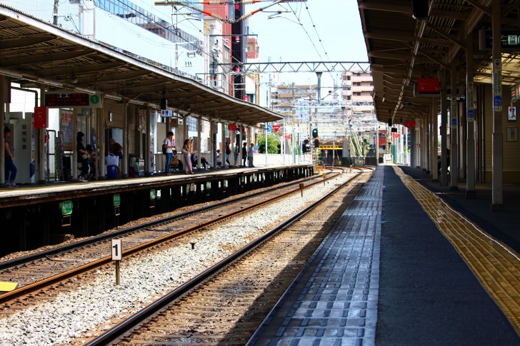 南方駅のホーム