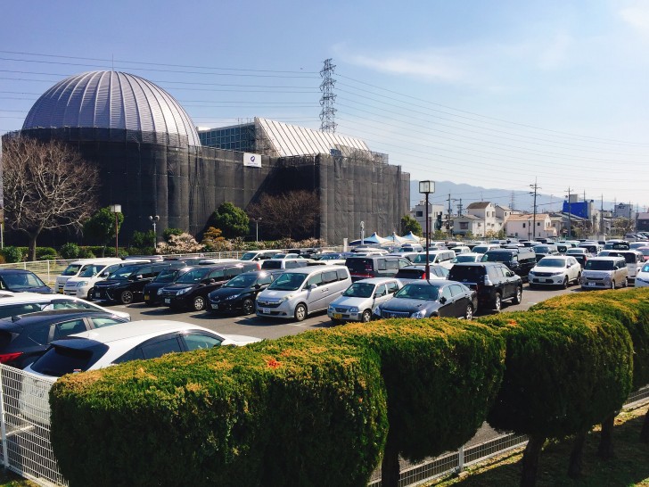 花園中央公園　駐車場