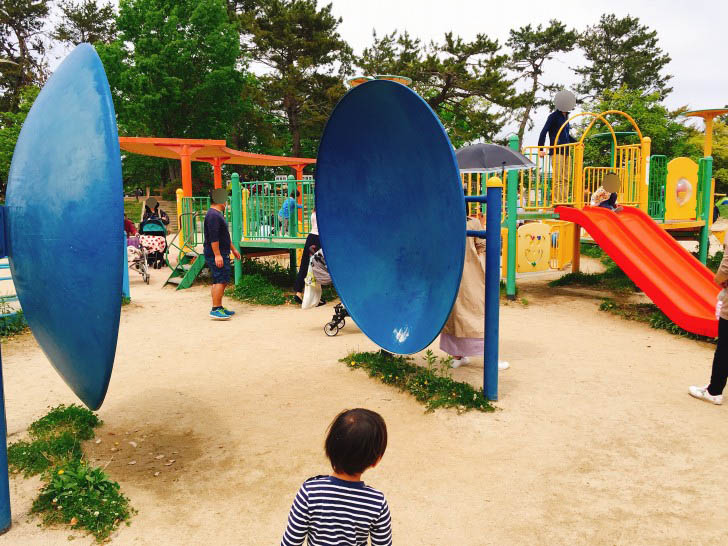 こどもの楽園　遊具