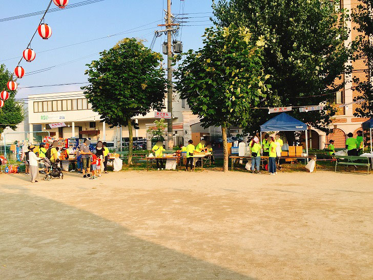 三国本町公園　広場　フードコーナー