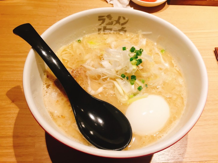 魚介とんこつラーメン